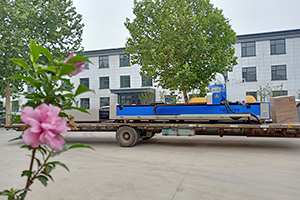 公司車(chē)間新上的金屬板筋加工激光切割機(jī)到貨